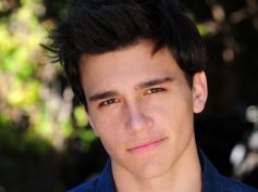 “The Fosters” star Kalama Epstein chats about his new Netflix show, “NO GOOD NICK”!