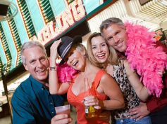 What to Really Wear in Vegas: Style That Beats the 110-Degree heat